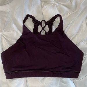 Lululemon sports bra